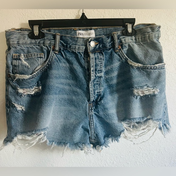 Zara Pants - Zara Distressed Light Blue Denim Cutoff Shorts
